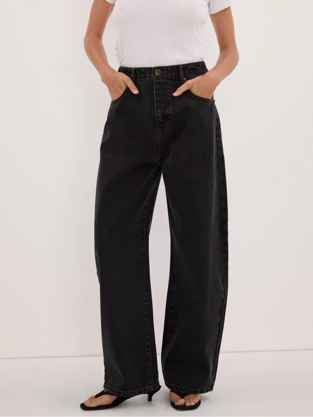 DISSH Relaxed Barrel Jean - Size 28”